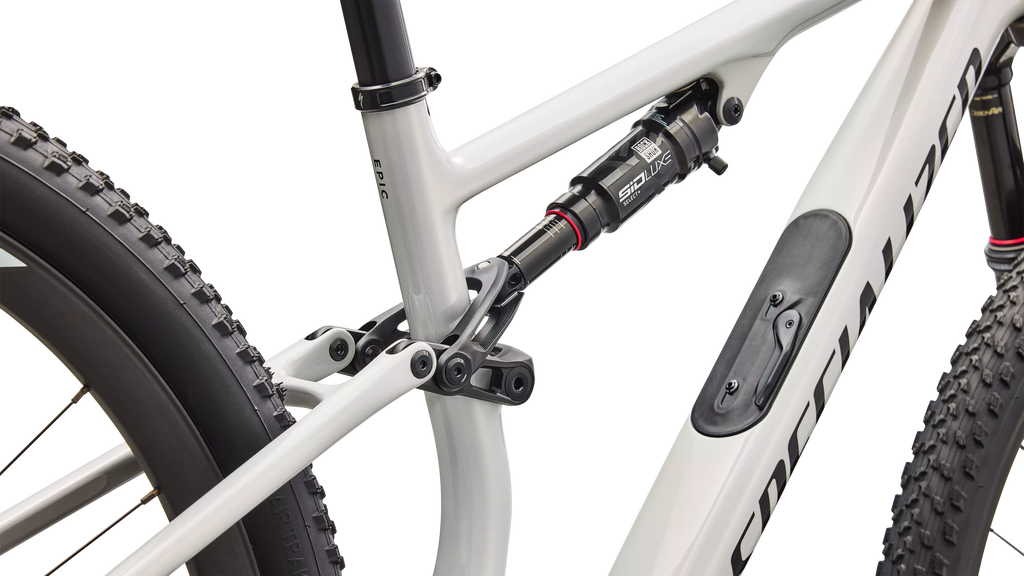 Epic 8 Expert Di2 (2026)